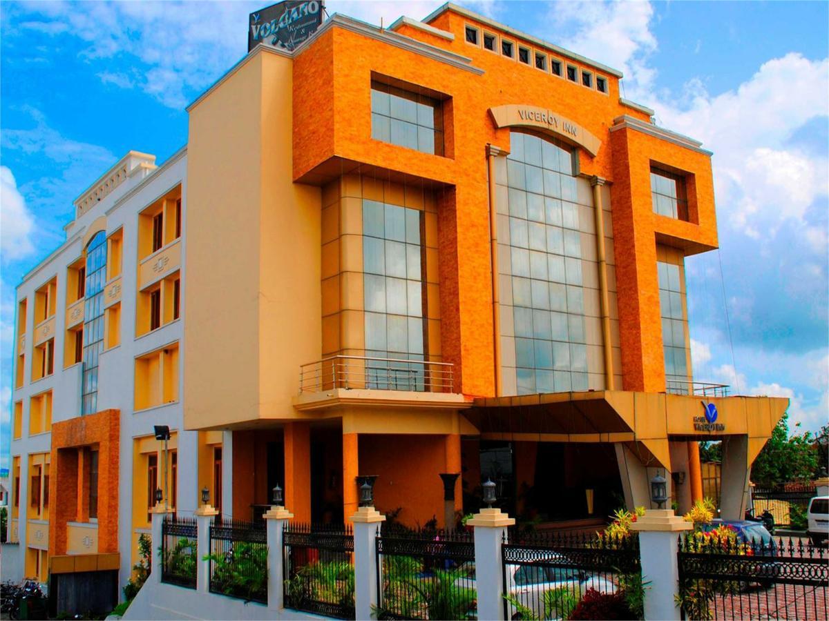 דהראדון Viceroy Inn מראה חיצוני תמונה